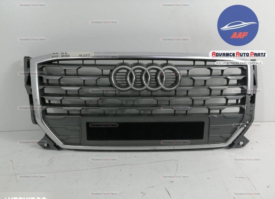 Grila Centrala originala Audi Q2 1 2016 2017 2018 2019 2020 Audi Q2 1 2016 2017 2018 2019 2020