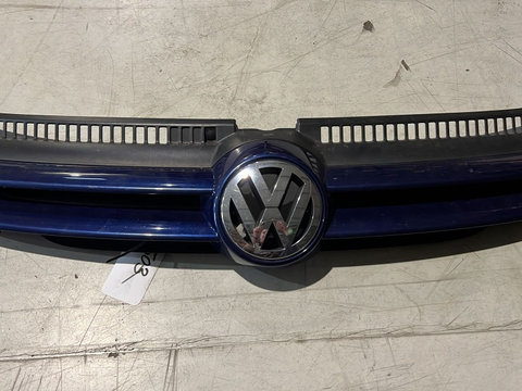 Grila centrala radiator cu semn VW Volkswagen Golf 5 Plus