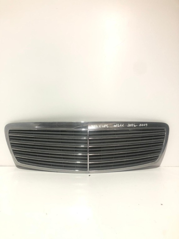 GRILA CENTRALA RADIATOR MERCEDES E-CLASS W211 2001-2006