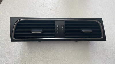 Grila centrala ventilatie bord Audi A4 B8 2009 8T1