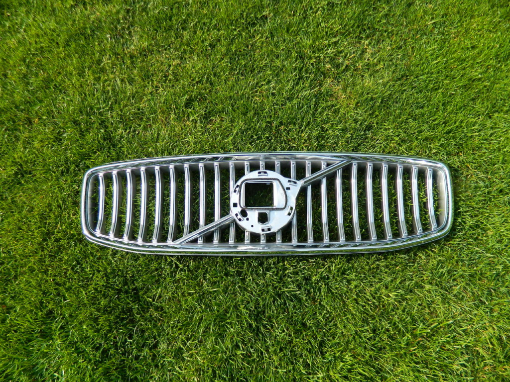 Grila centrala Volvo S90, V90 facelift model 2020, 2021, 2022, 2023, 2024, cod 32234080