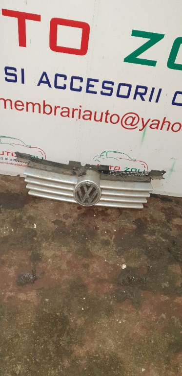 Grila centrala VW GOLF 4 din 2001
