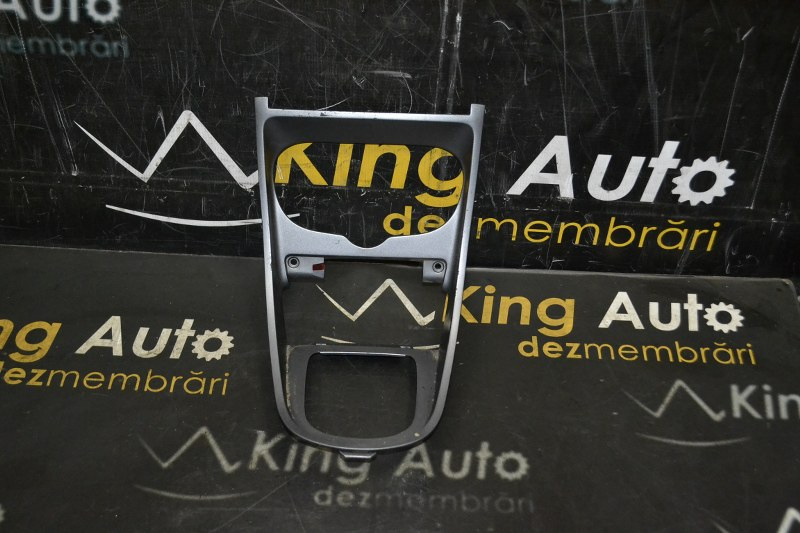 GRILA CONSOLA CENTRALA TIMONERIE PEUGEOT 307 HATCHBACK 2002 1.4 HDI COD MOTOR 8HZ