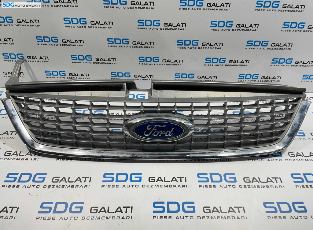 Grila cu Sigla Emblema Bara Spoiler Fata Ford Mondeo Mk4 2007 - 2014 Cod 7S71-8200-A [L3918]
