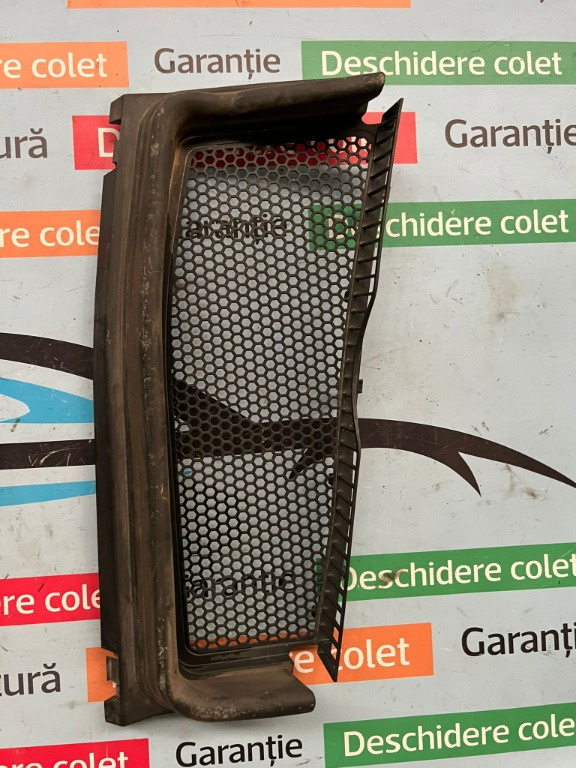 Grila drenare Audi Q7 4M 1819154