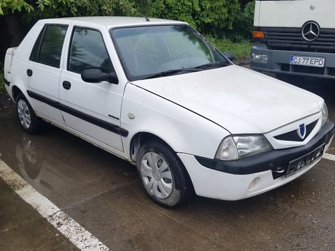 Grila fata - Dacia Solenza, 1.4i, an 2003