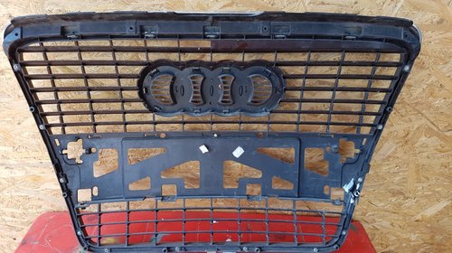 Grila fata (mic defect) Audi A6 4F 2005-