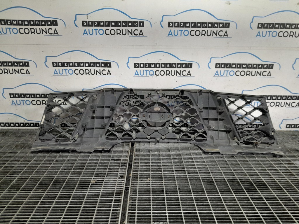 Grila fata Nissan Pathfinder 2004 - 2010