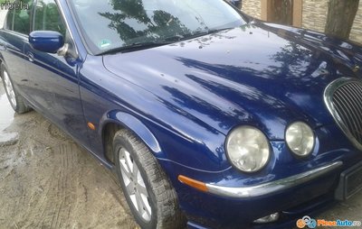 Grila fata originala pentru jaguar s-type 1999-200