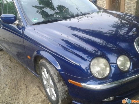 Grila fata originala pentru jaguar s-type 1999-2005