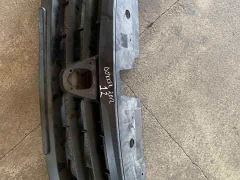 Grila fata radiator Dacia Dokker 2012