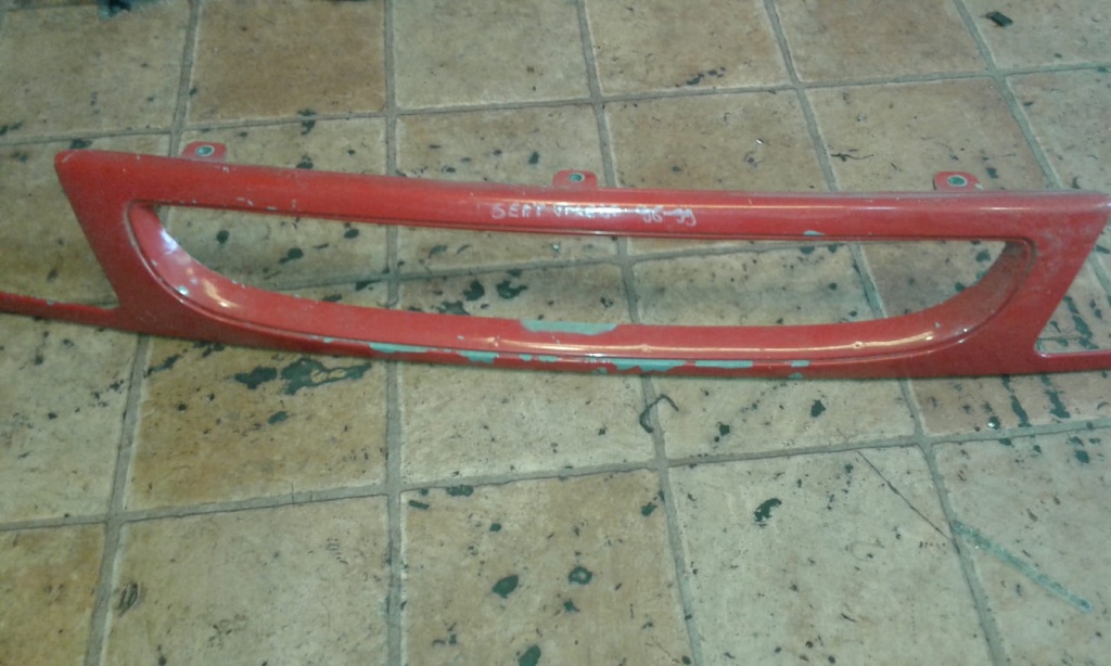 Grila fata Seat Toledo an 96-99
