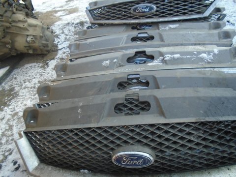 Grila Ford Mondeo de radiator