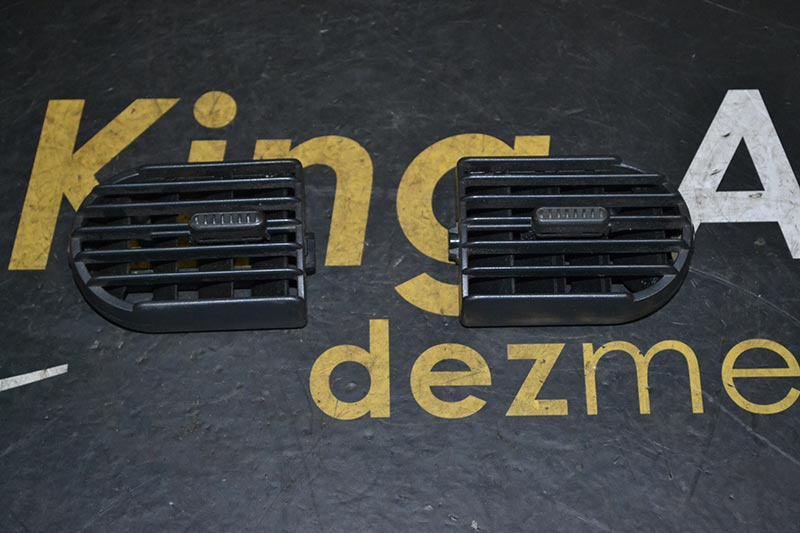 GRILA/GRILE VENTILATIE OPEL CORSA C COUPE , 2008 1.0 BENZINA , 43 KW