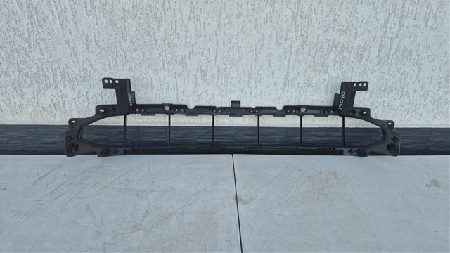 Grila inferioara bara fata Mazda CX30 CX-30 an 2020 2021 2022 2023 2024 cod DFR5-501T1 , DFR5501T1