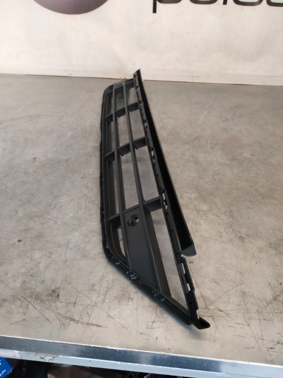 Grila inferioara bara fata Volvo xc90 20
