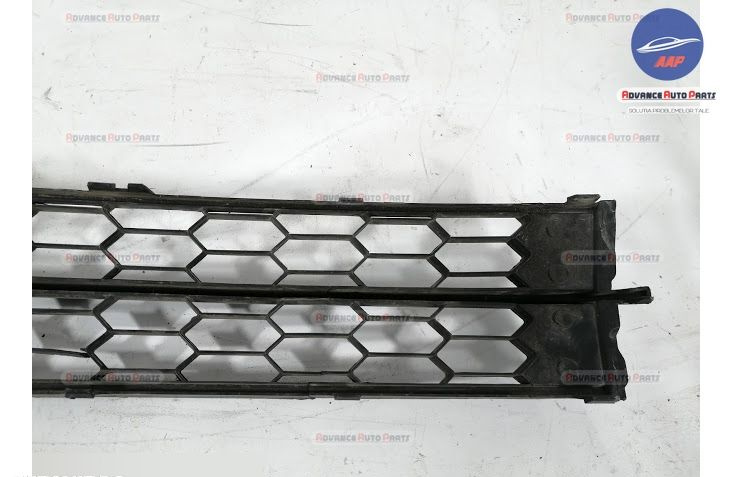 Grila Inferioara originala Skoda Octavia