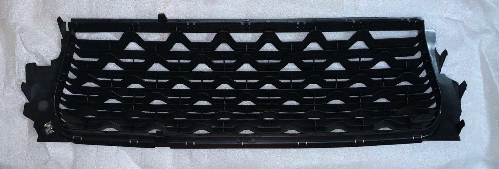 Grila inferioara radiator noua Dacia Duster 2 2018-2019-2020