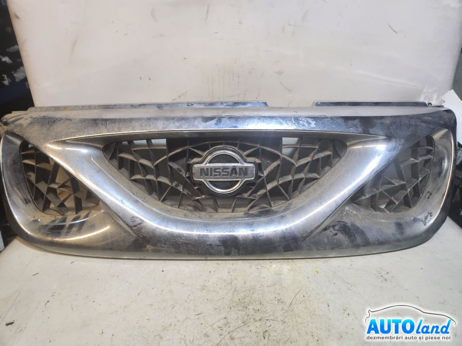 Grila Intre Faruri Nissan TERRANO II R20 1992