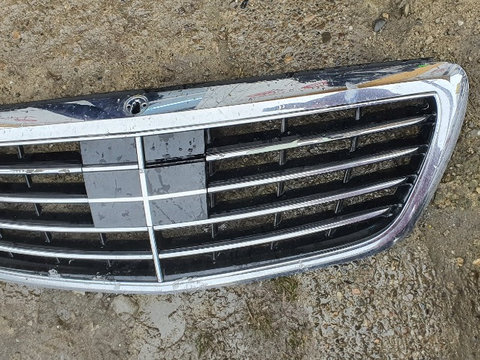 Grila masca fata CU MICI DEFECTE LA CROM Mercedes S Class W222 2014 2015 2016
