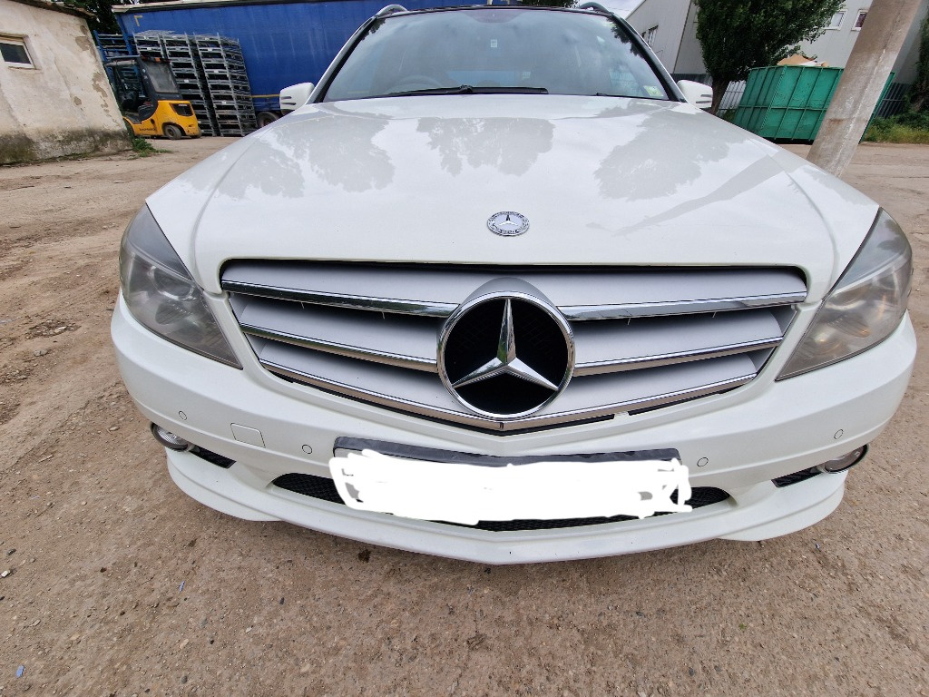 Grila mercedes c320 cdi w204