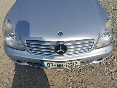 Grila Mercedes CLS W219 2006 3.0 cdi