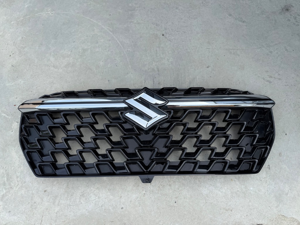 Grila originală Suzuki S Cross/ Cross 2023/2025 71741-63T0