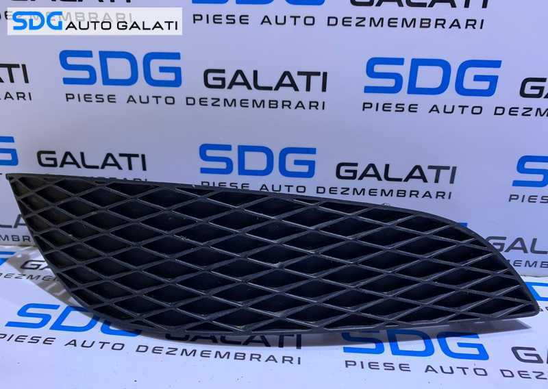 Grila Ornament Dreapta Spoiler Bara Fata Opel Astra H Facelift 2007 - 2010 Cod 13225763 375768702