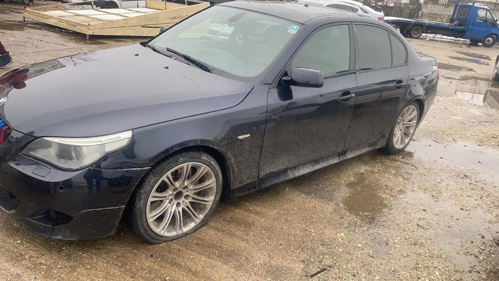 Grila proiector BMW E60 2007 sedan 3,5