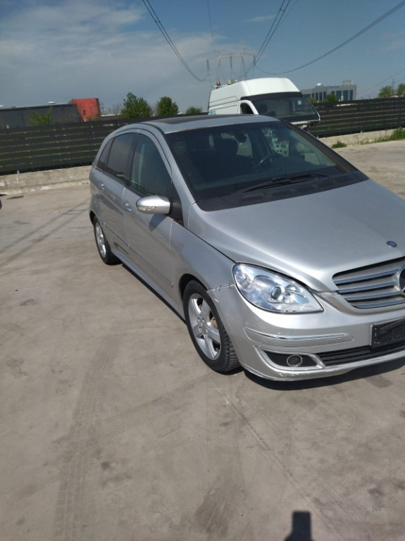 Grila proiector Mercedes B-Class W245 2007 hatchback 2.0 cdi