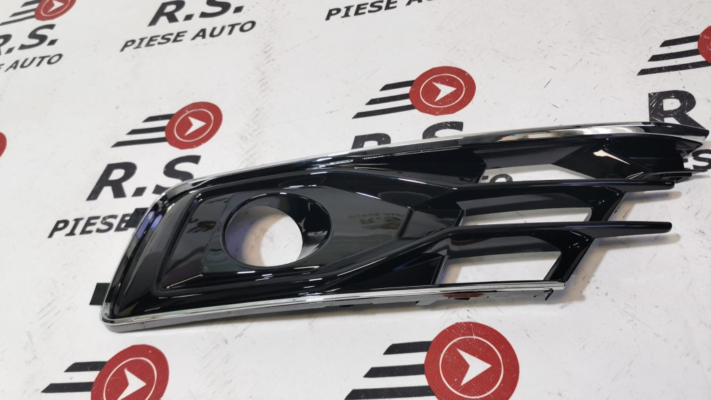 GRILA PROIECTOR (NEGRU EXCLUSIVE) AUDI A6 2014 2015 2016 2017 2018 4G0807681AE/ 4G0807682AE