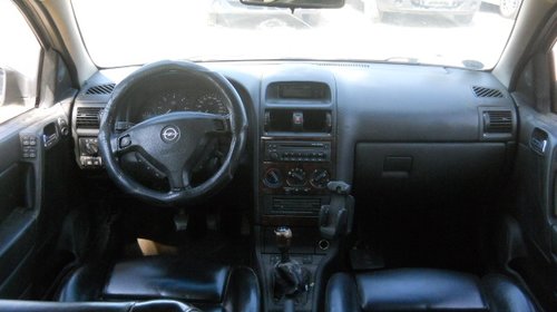 Grila proiector Opel Astra G 2001 carava
