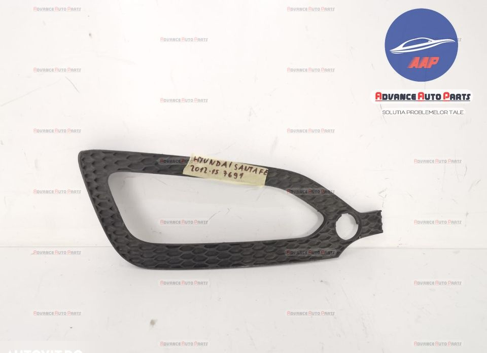 Grila proiector stanga originala Hyundai Santa Fe 