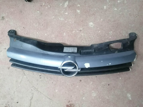 Grila radiatoare opel astra h 461088395