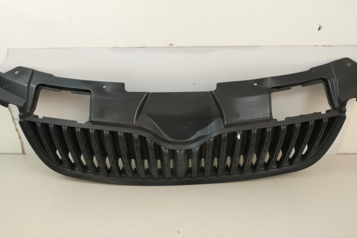 Grila radiator 5j0853668 Skoda Fabia 5J [2007 - 2010]