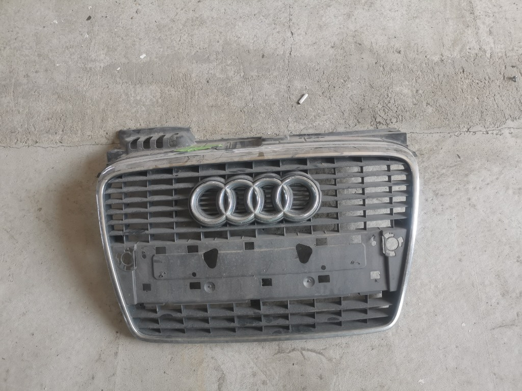 Grila radiator Audi A4 B7 2004 2005 2006 2007