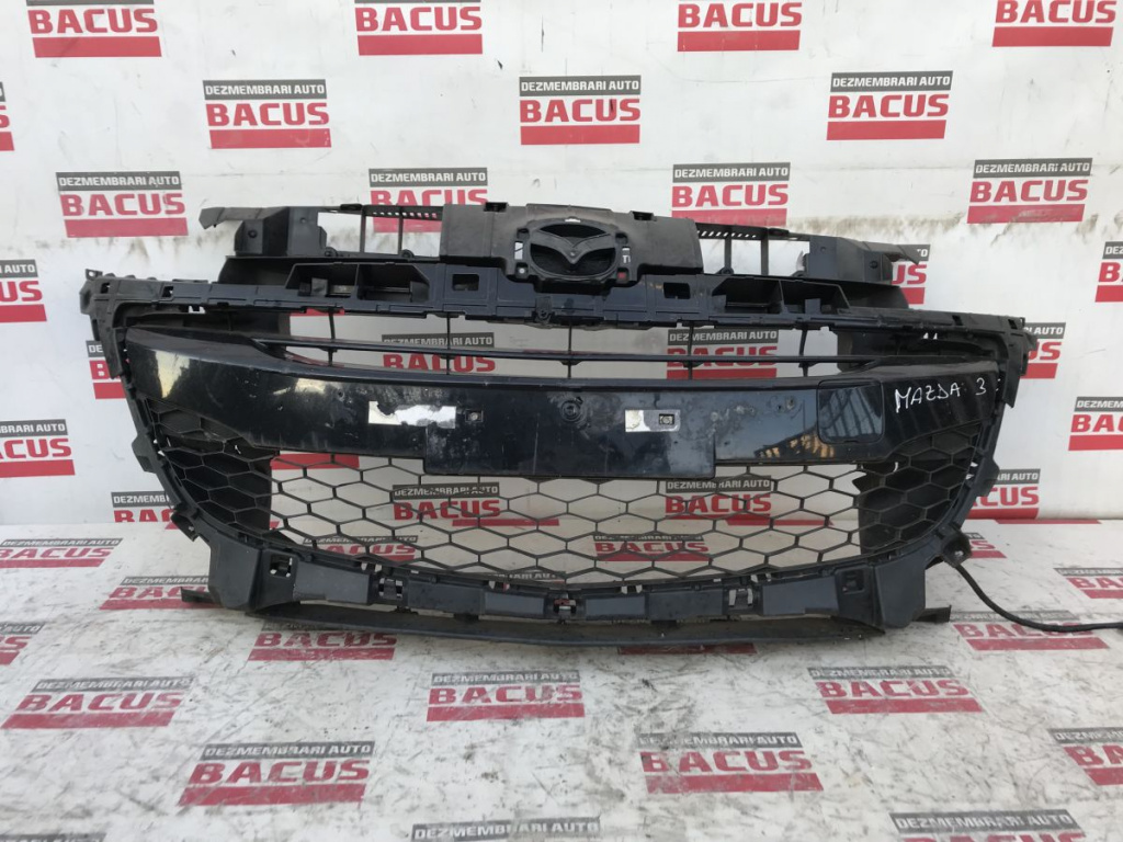 Grila radiator bara fata Mazda 3