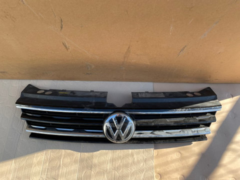 Grila radiator cu emblema VW Tiguan 2018 2019