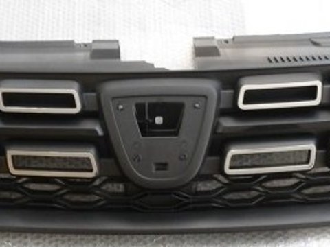 Grila radiator pentru Dacia Logan - Anunturi cu piese