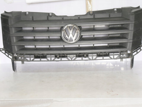 Grila radiator dupa 2011, fara emblema VW CRAFTER 2006-2017 cod origine cod origine 2E0853653E