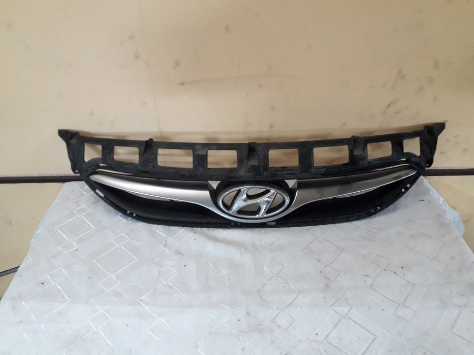Grila radiator Hyundai i40 2011