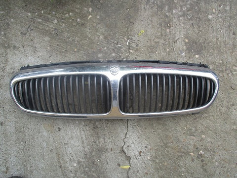 Grila radiator Jaguar X-Type 2005