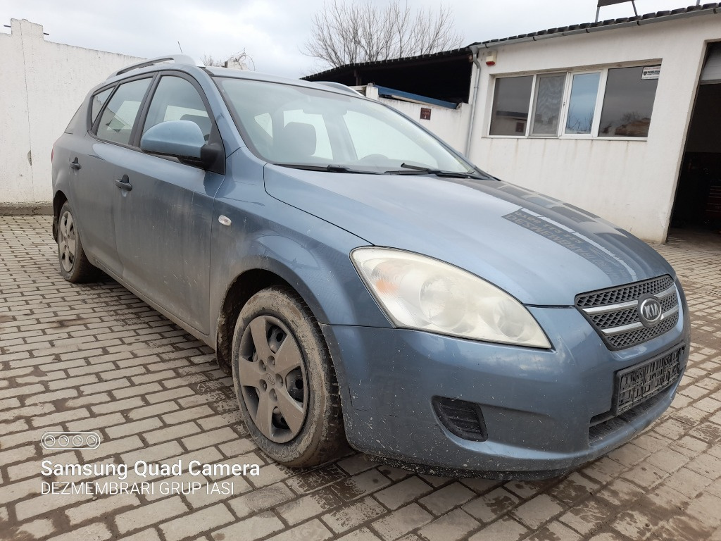 Grila radiator Kia Ceed Sportswagon 2009 break 1.4 benzina