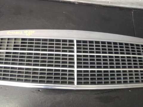 Grila radiator mercedes e-class w210 2108880023