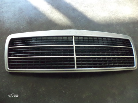 Grila radiator MERCEDES E CLASS W210 - A2108880023