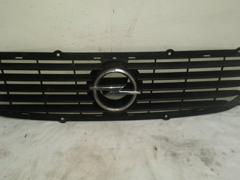 Grila radiator Opel Movano 1997-2010