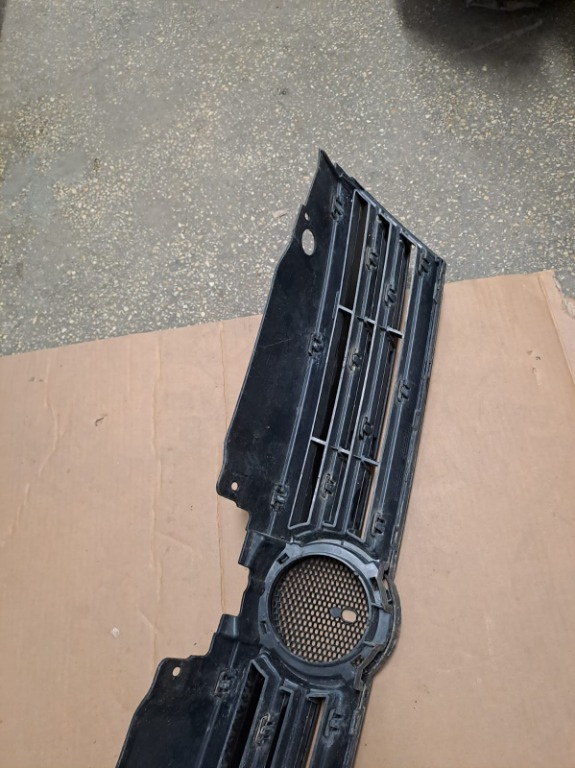 Grila radiator originala VW Jetta 4 an 2