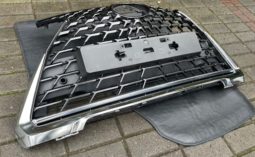 Grila radiator pentru Lexus UX