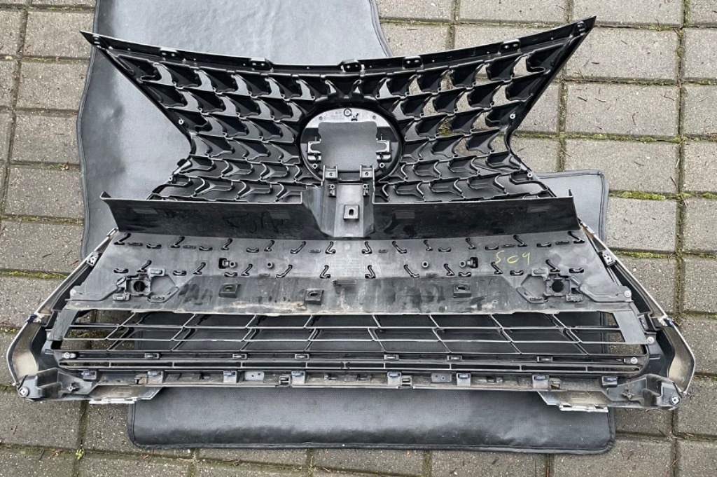 Grila radiator pentru Lexus UX