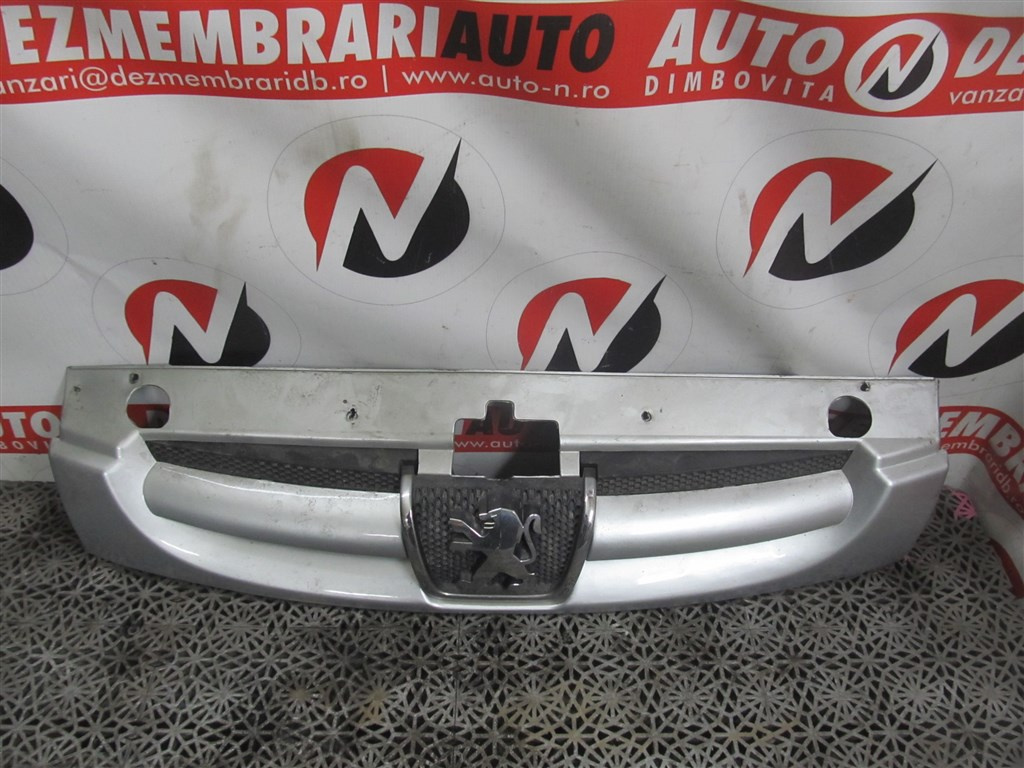 GRILA RADIATOR PEUGEOT PARTNER 2008